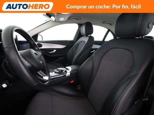 Mercedes-Benz C-Class view 11