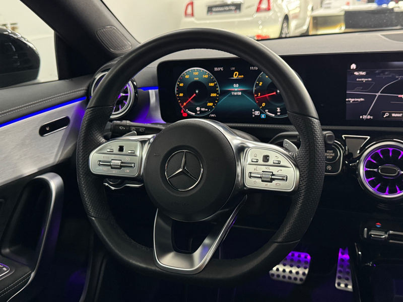 Mercedes-Benz CLA 200 AMG/LED/PANO/AHK/TOP! — photo 12