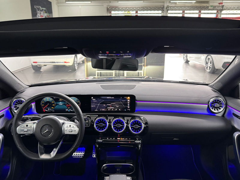 Mercedes-Benz CLA 200 AMG/LED/PANO/AHK/TOP! — photo 11