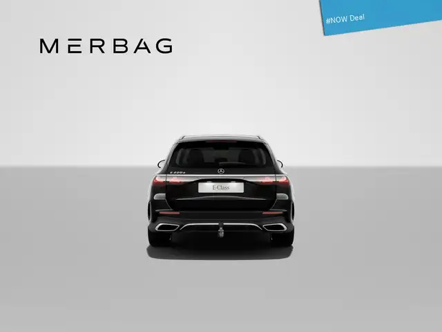 Mercedes-Benz E-Class view 4