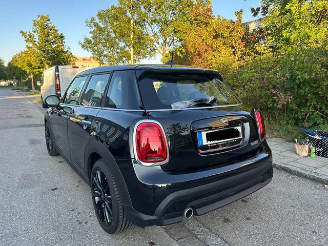 MINI Cooper MINI 5-TÜRER Aut.