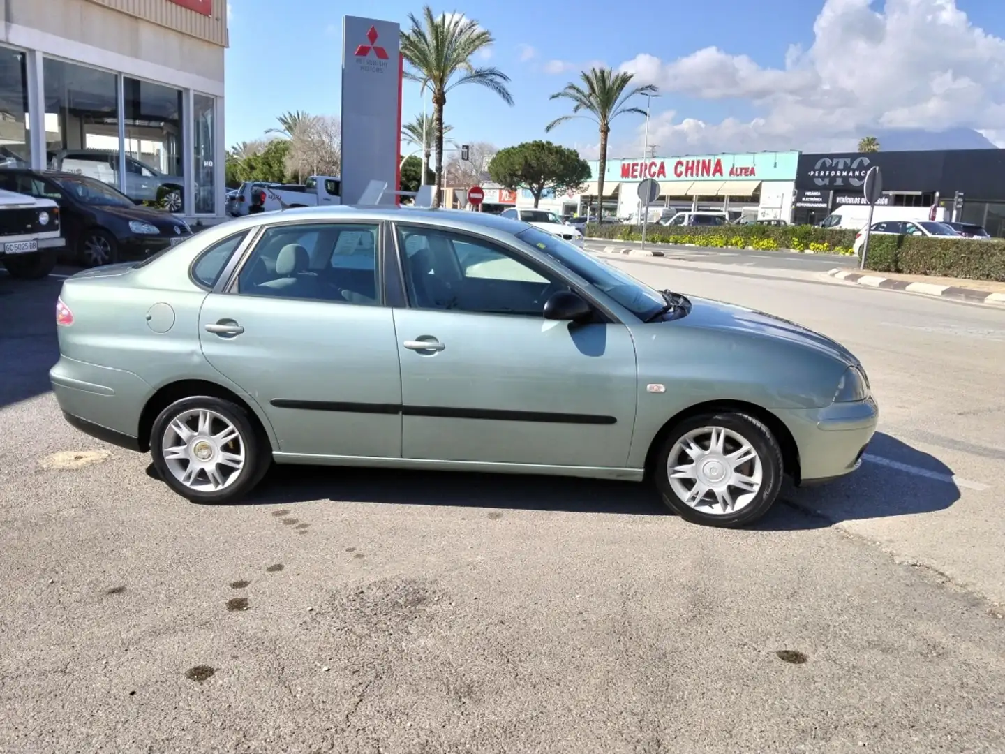 SEAT Cordoba 1.4 16v Reference 100 Verde - 2