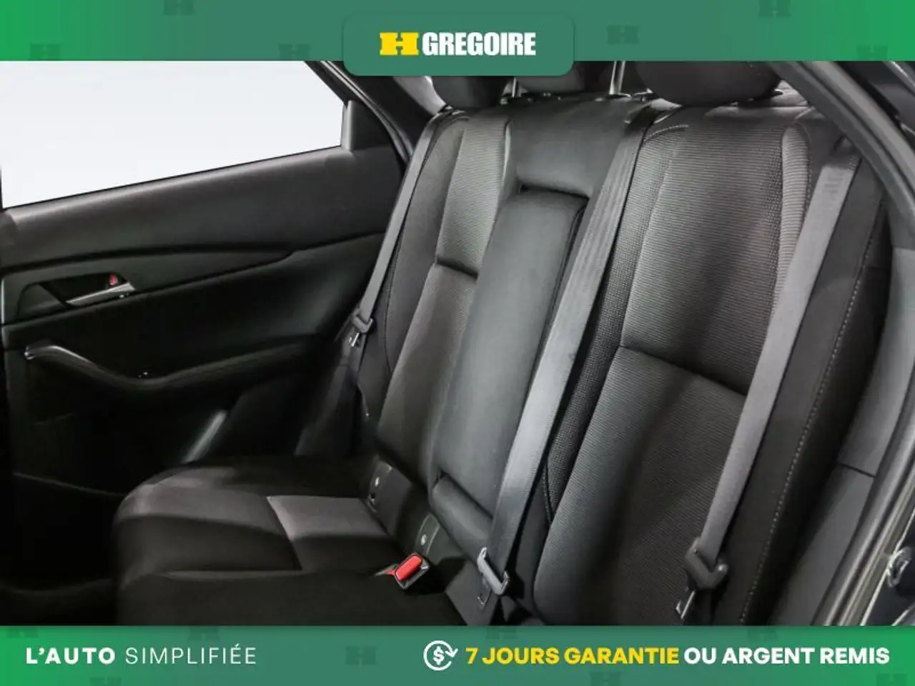 Mazda CX-30 снимка Mazda CX-30
