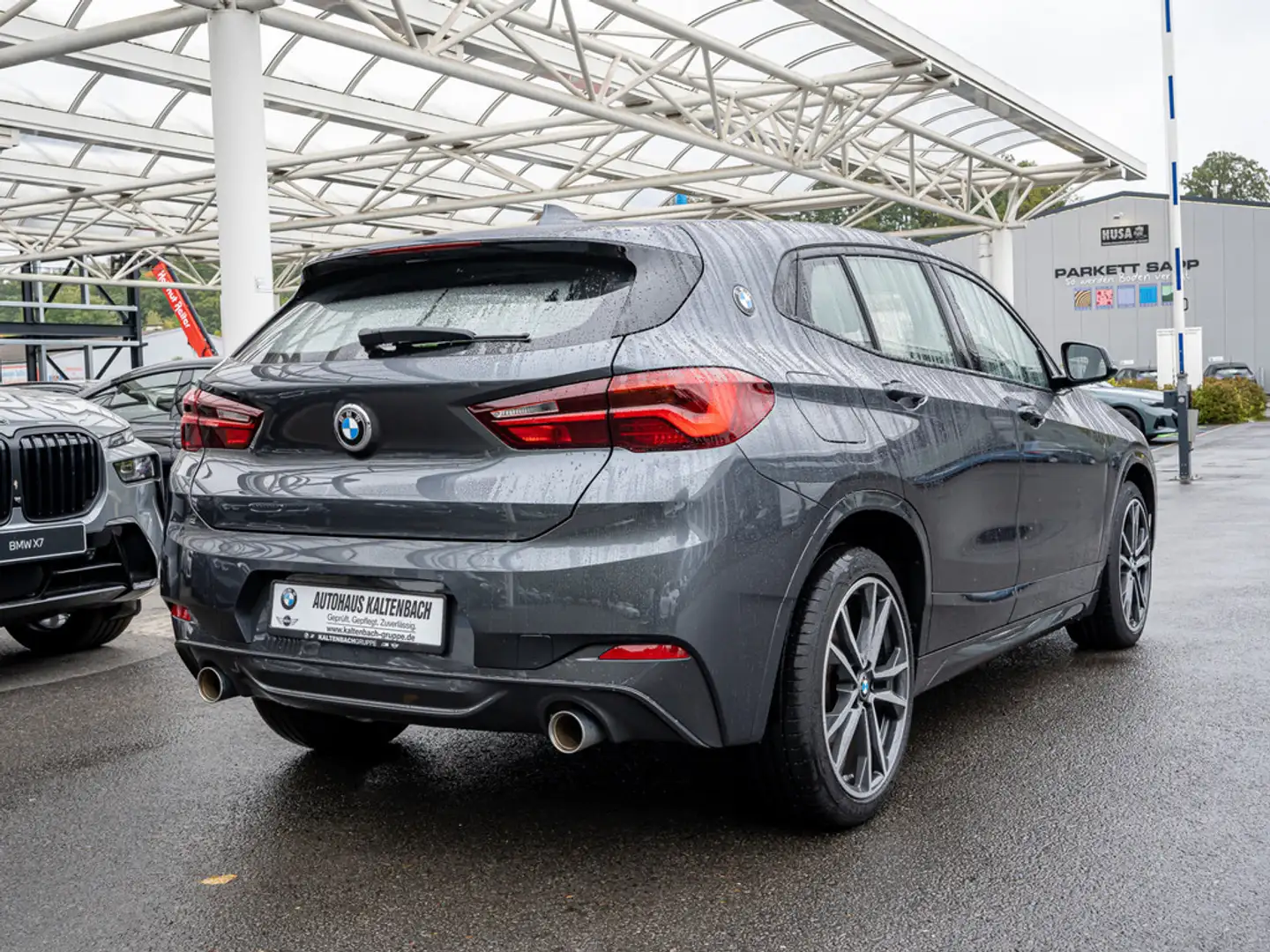 BMW X2 sDrive20i M-Sport LED NAVI SHZ PDC KLIMA Gris - 2