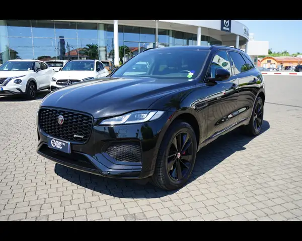 Jaguar F-Pace 2.0 I4 R-Dynamic S