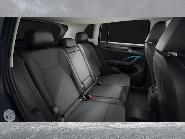 Volkswagen Tiguan view 11
