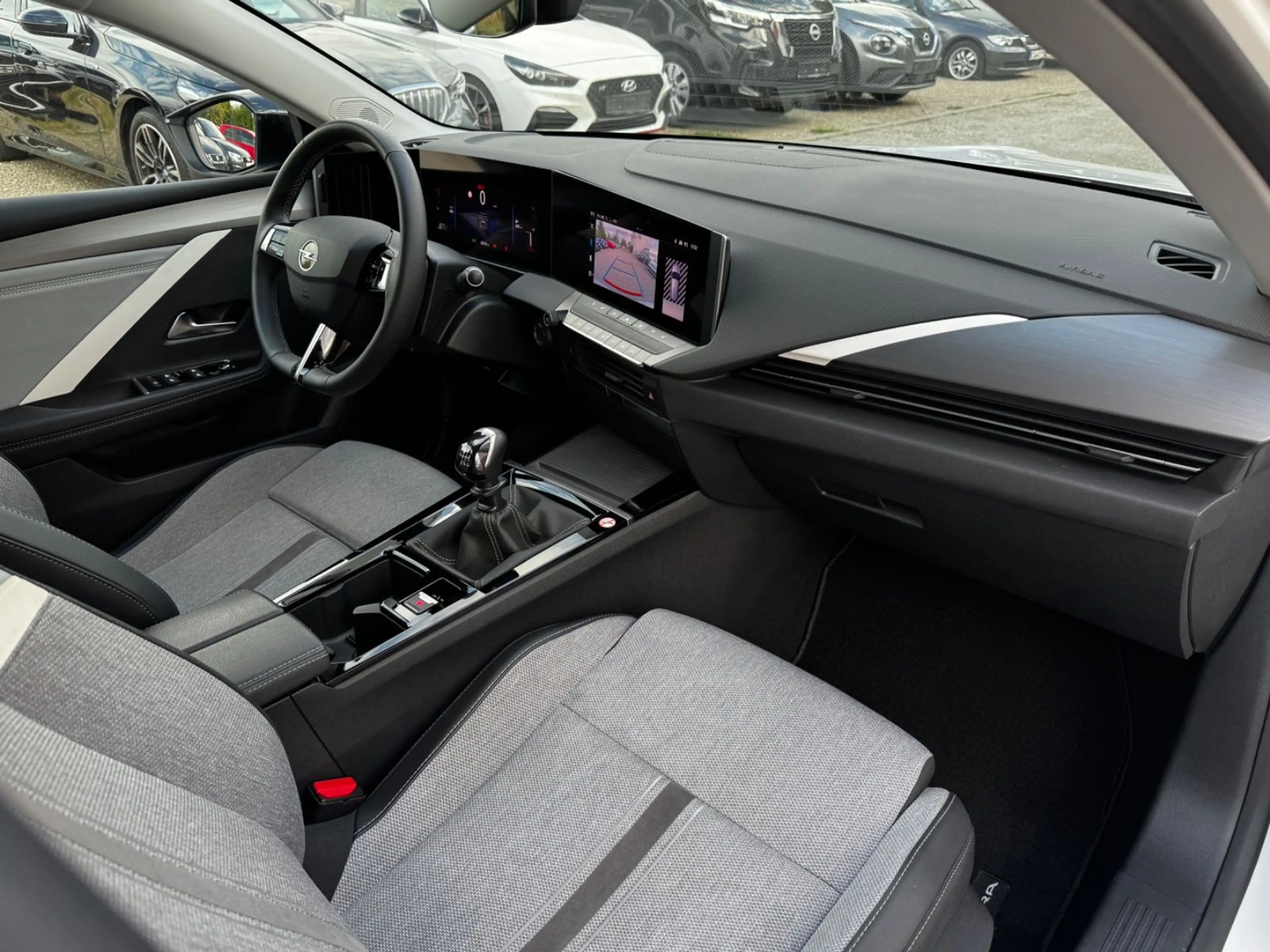 Opel Astra ST 1.5 Diesel Business Elegance — photo 12
