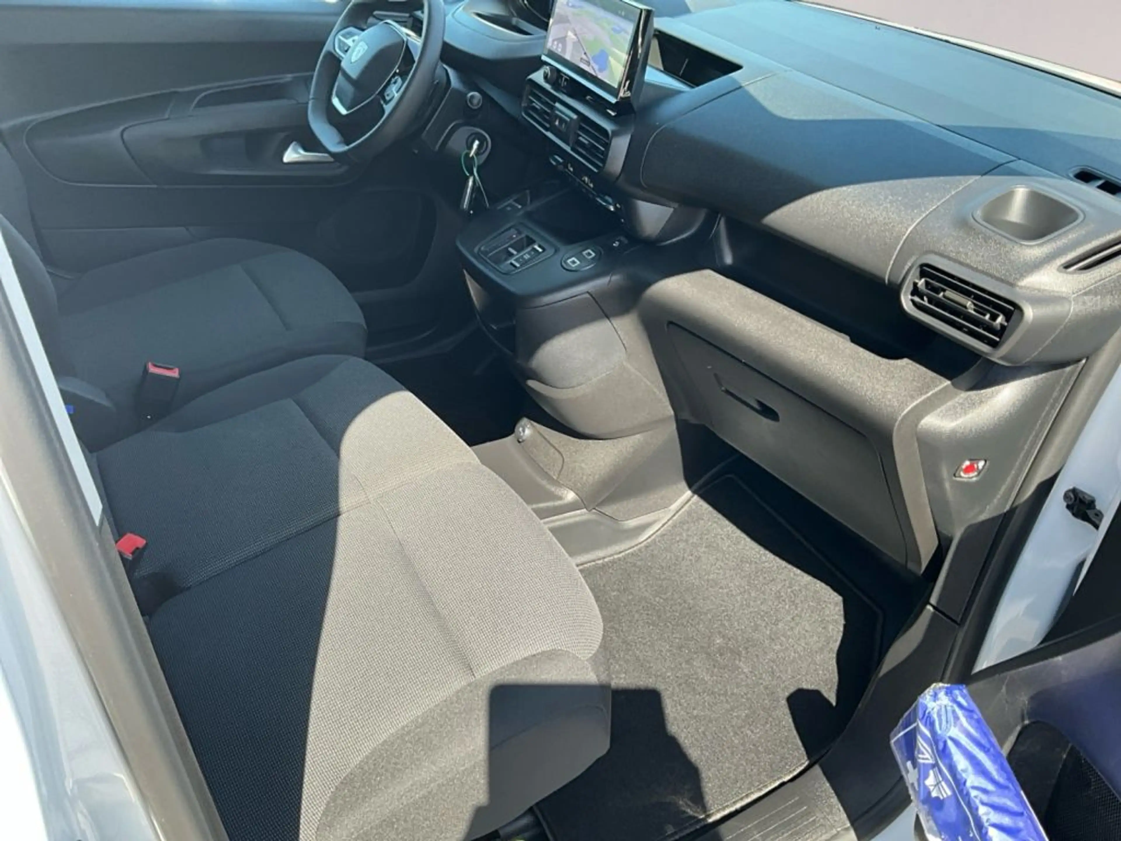 Peugeot Partner e-Partner XL EHZ (50kWh) — photo 13