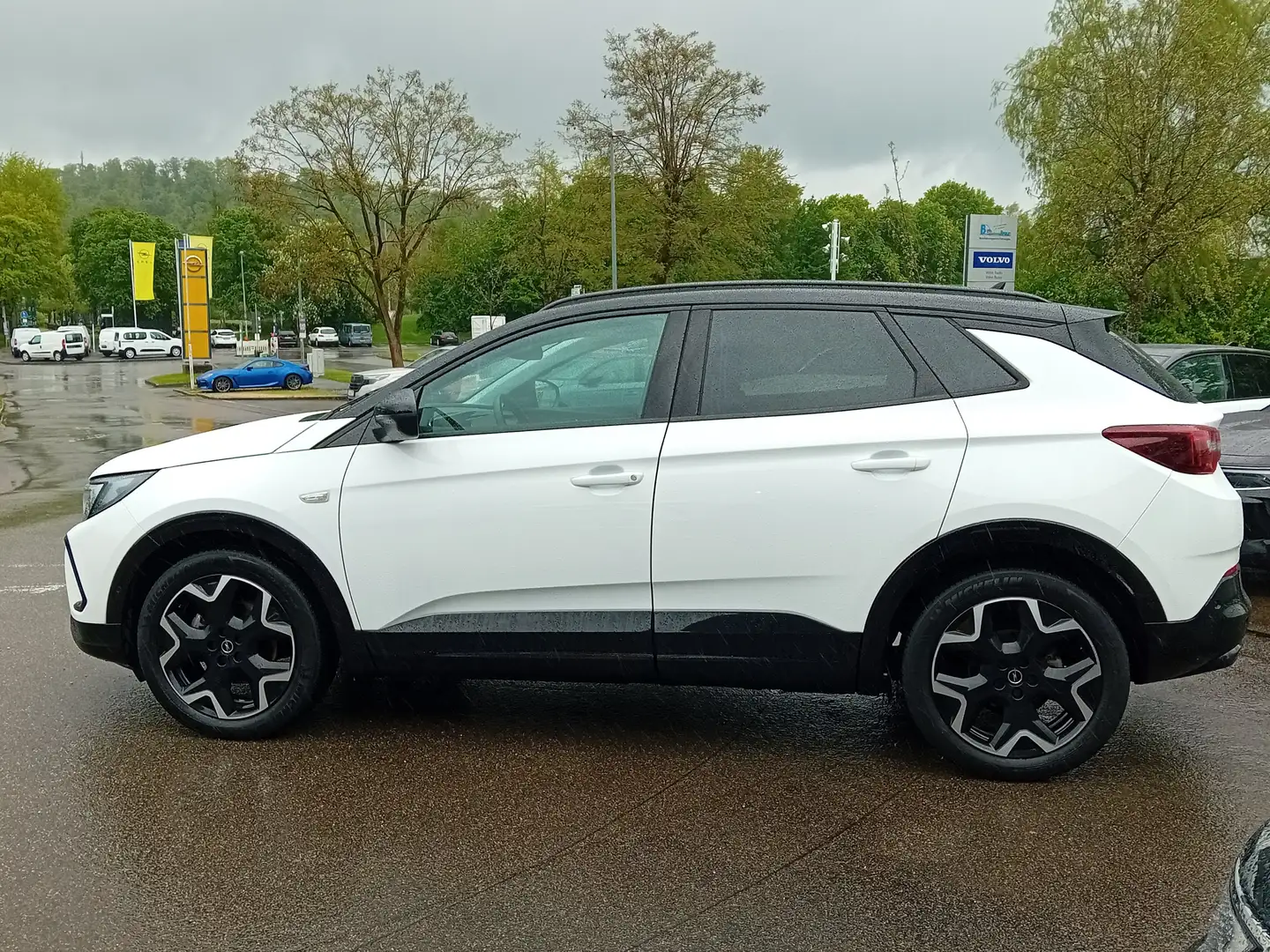 Opel Grandland GS 1.2 Kamera PDC Navi Weiß - 2