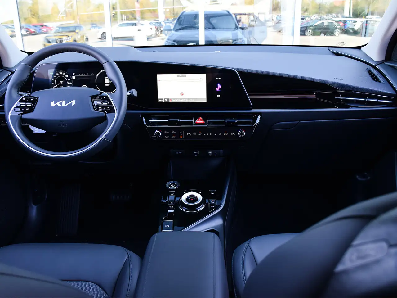 Kia Niro снимка Kia Niro