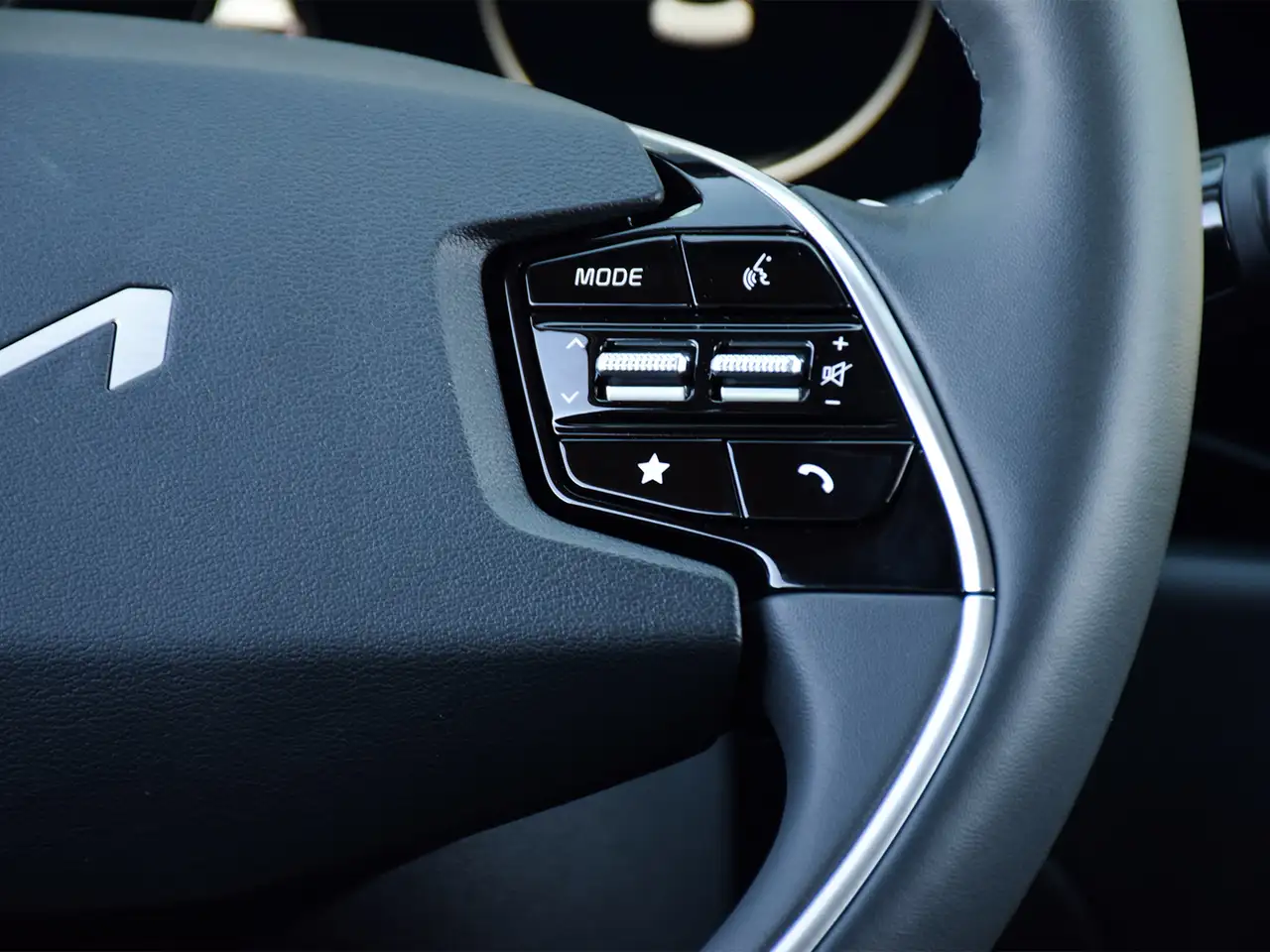 Kia Niro снимка Kia Niro