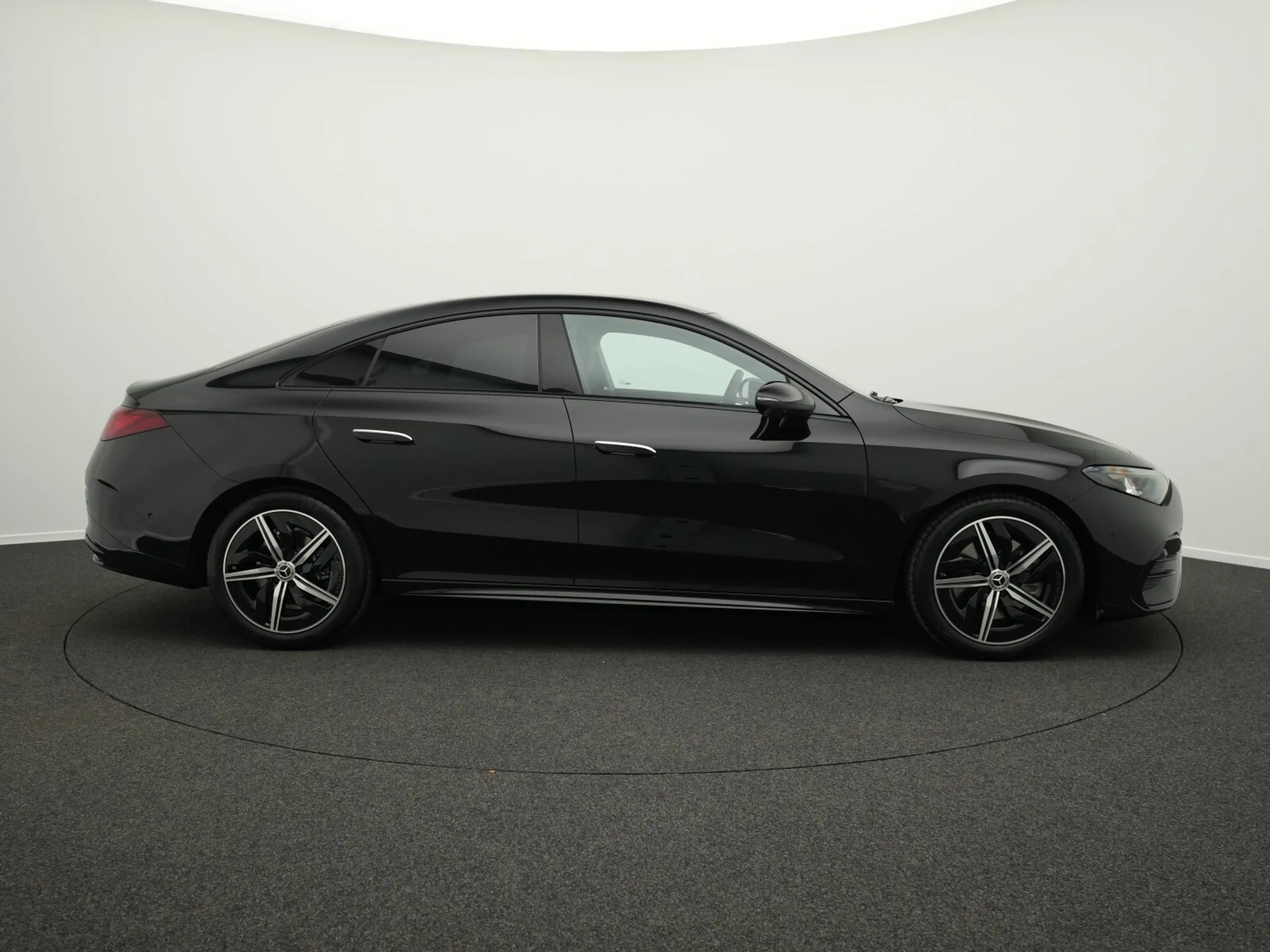 Mercedes-Benz CLA 200 CLA 200 AMG-Line  AMG Line Navi/Pano.-Dach/Styling — photo 5