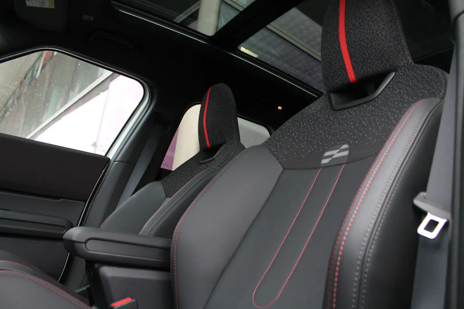 MINI Countryman C Automaat / John Cooper Works / Pakket L / 20" JCW Білий - 2