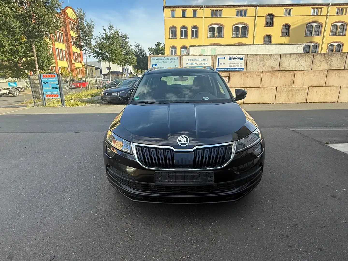 Skoda Karoq Karoq Diesel 2.0 TDI SCR 4x4 Style Schwarz - 2