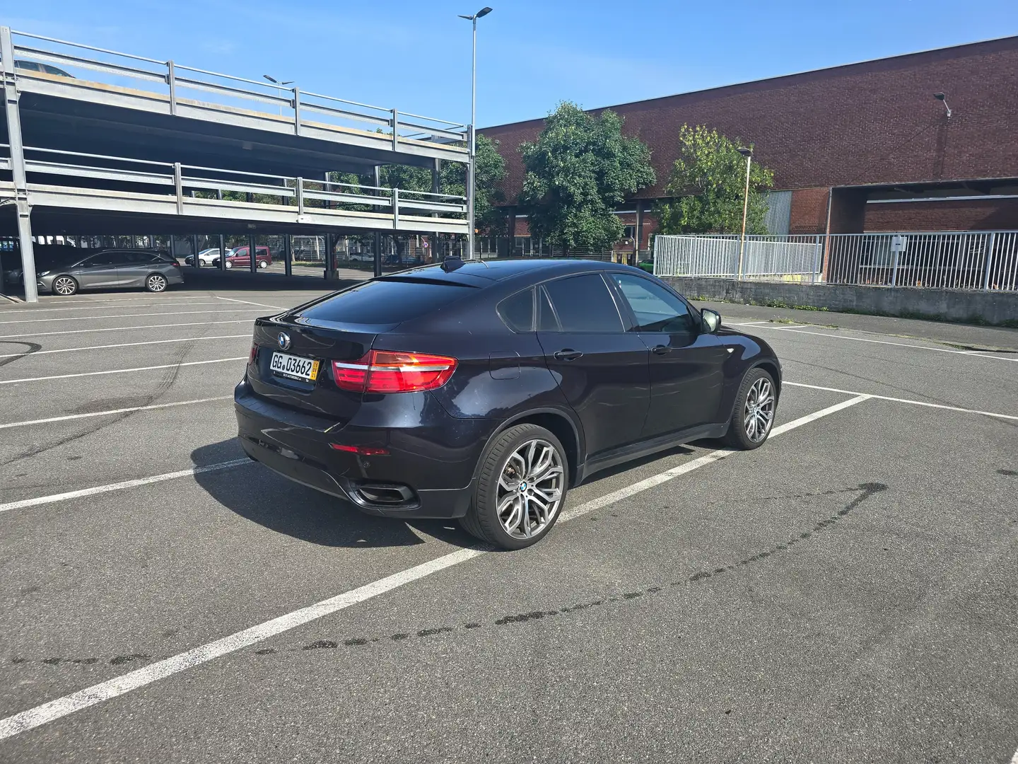 BMW X6 M X6 xDriveM50d Schwarz - 2