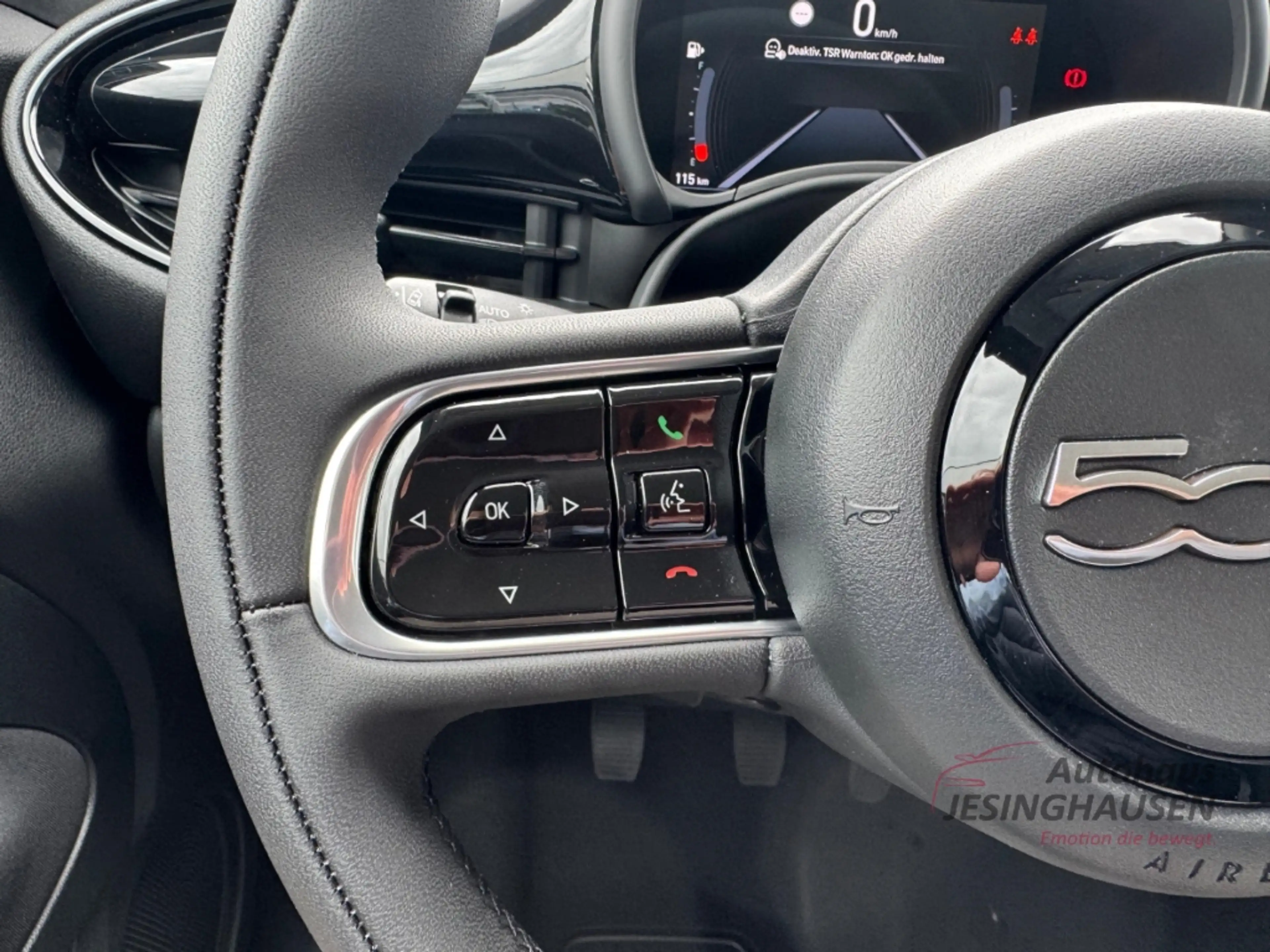 Fiat 500 Icon PDC Tempomat Apple CarPlay Klimaautom Android — photo 14