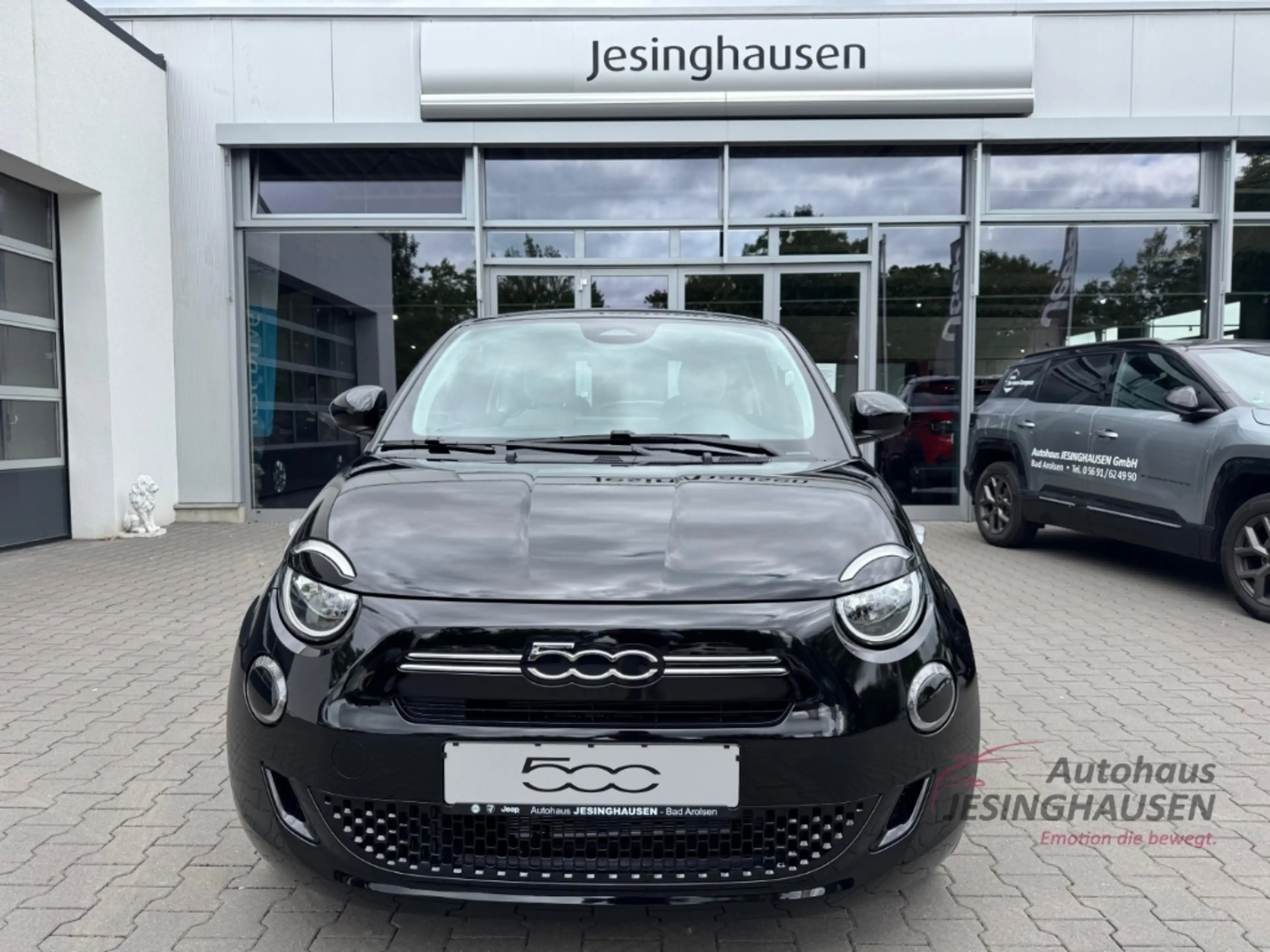 Fiat 500 Icon PDC Tempomat Apple CarPlay Klimaautom Android — photo 2