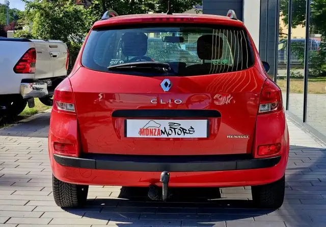 Renault Clio view 6