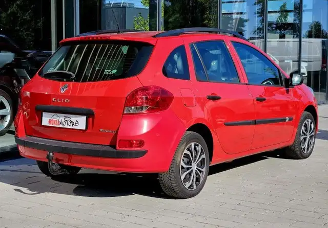 Renault Clio view 7