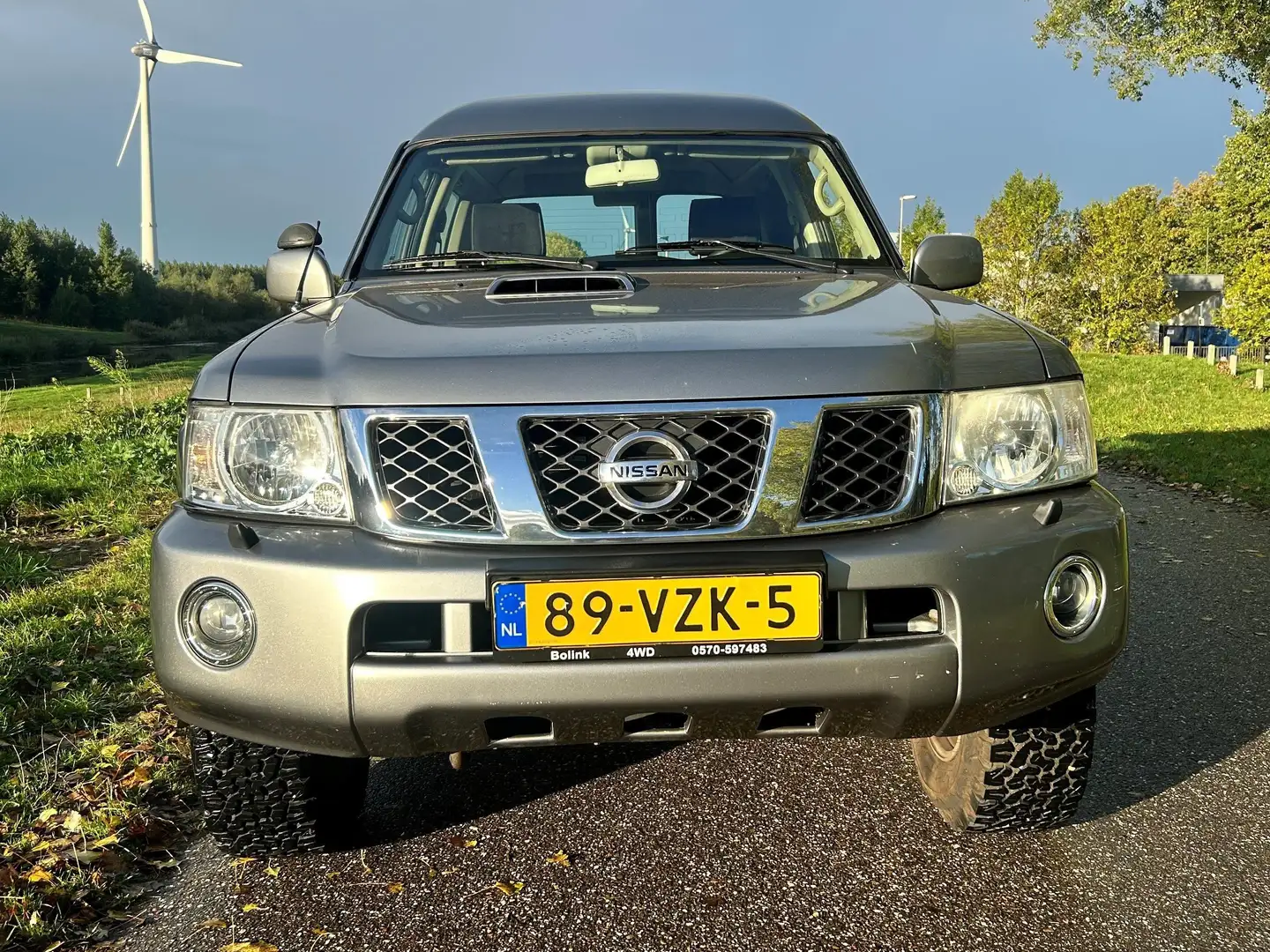 Nissan Patrol 3.0 Di XE Grijs - 2