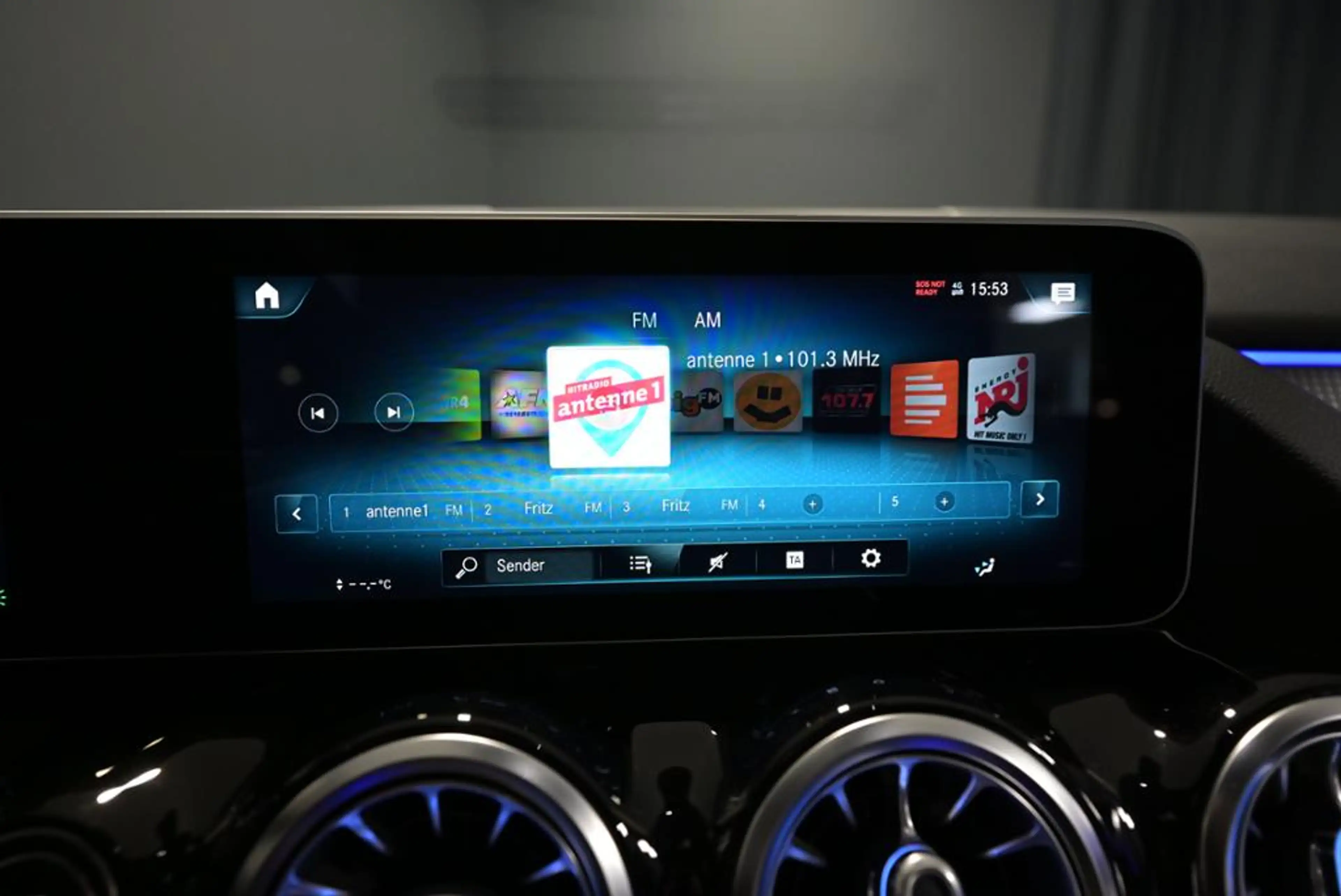 Mercedes-Benz B 220 4MATIC AHK/NAVI/MULTIB./RFK/KEYL. — photo 10