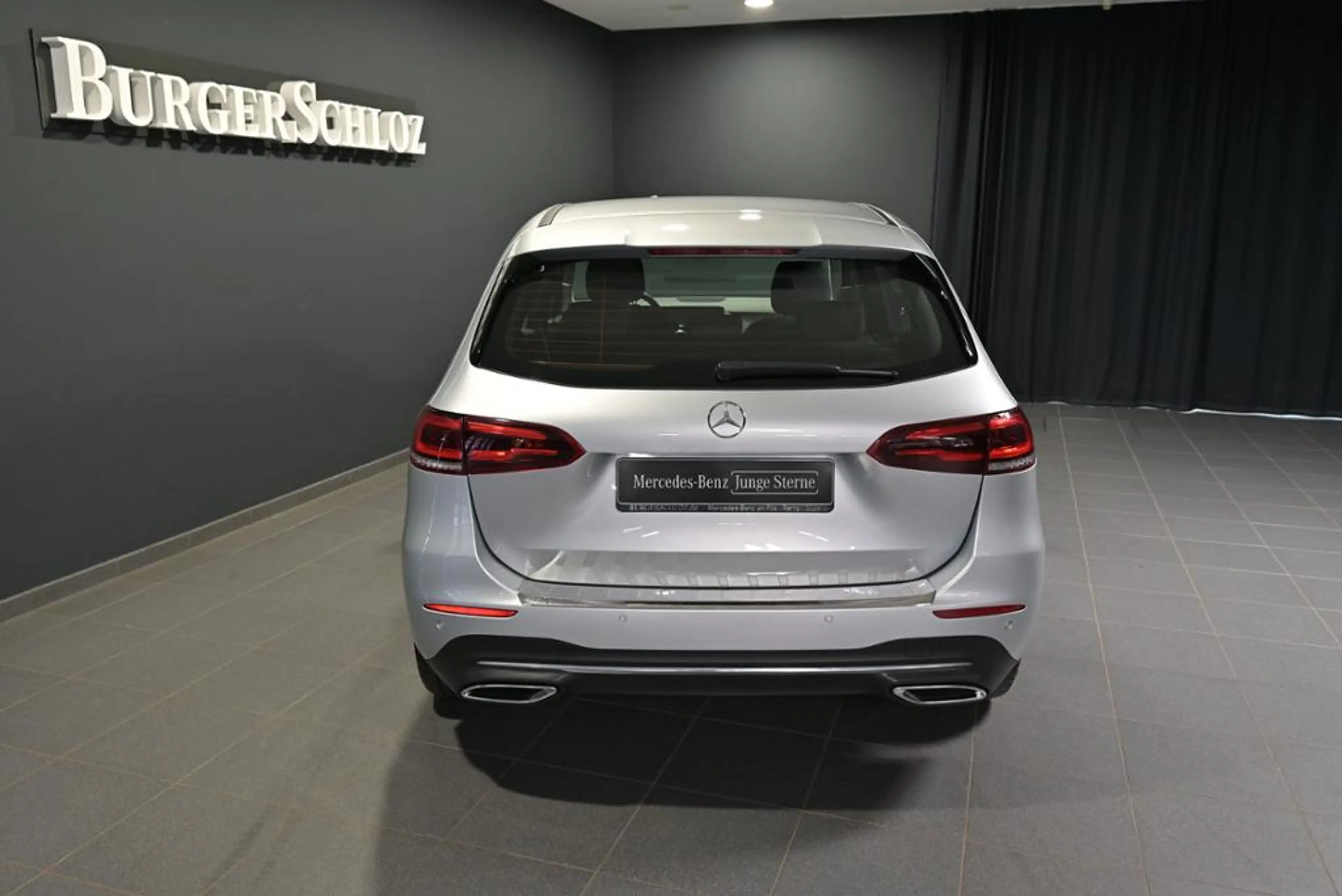 Mercedes-Benz B 220 4MATIC AHK/NAVI/MULTIB./RFK/KEYL. — photo 12