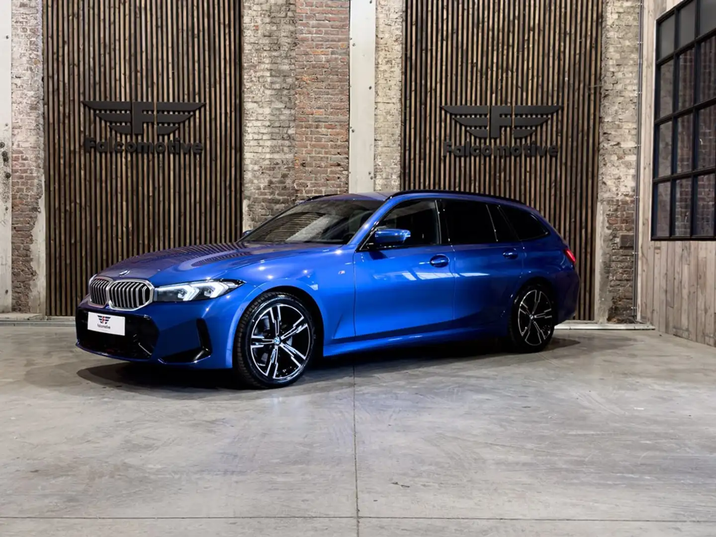 BMW 320 d*AUT*xDrive*M-SPORT*4.680 km!!!*FACELIFT*TOURING* Modrá - 2