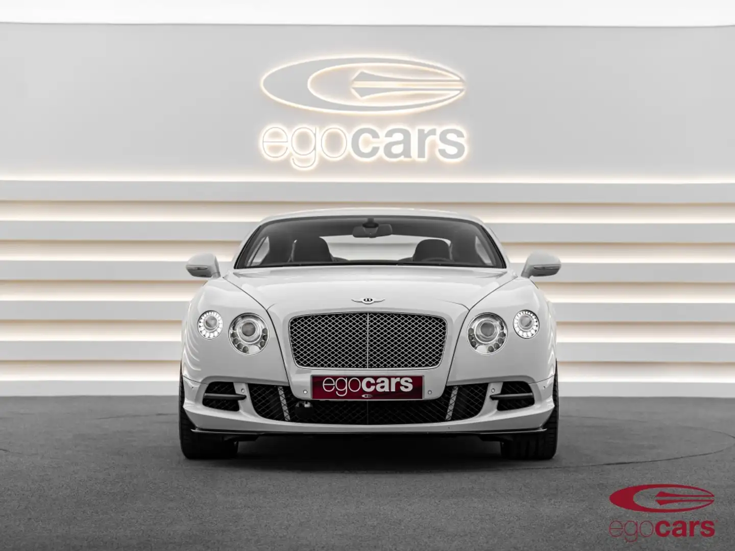 Bentley Continental W12 GT Білий - 2