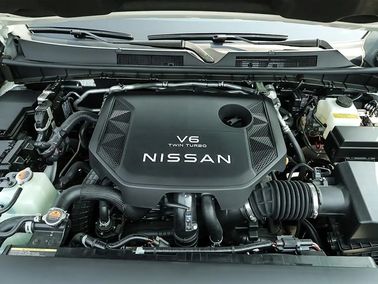 Nissan Armada снимка Nissan Armada