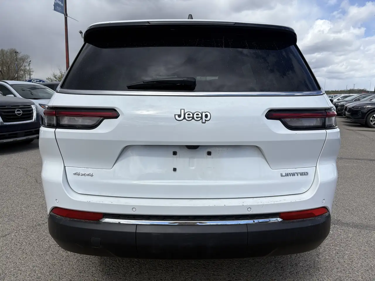 Jeep Grand Cherokee снимка Jeep Grand Cherokee