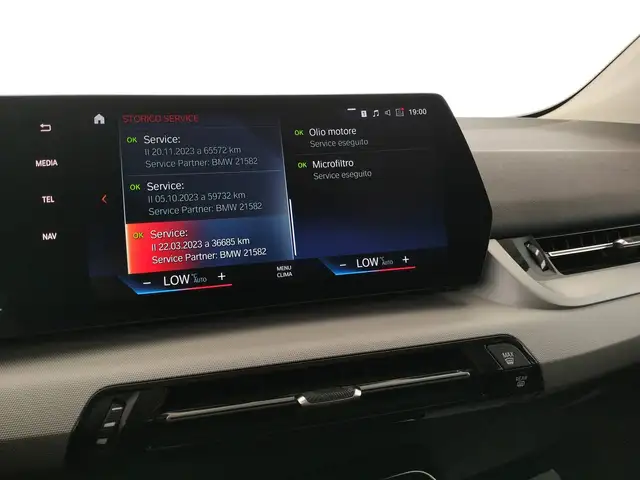 BMW 2 Series view 19