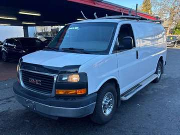 Cargo Van RWD 2500 135