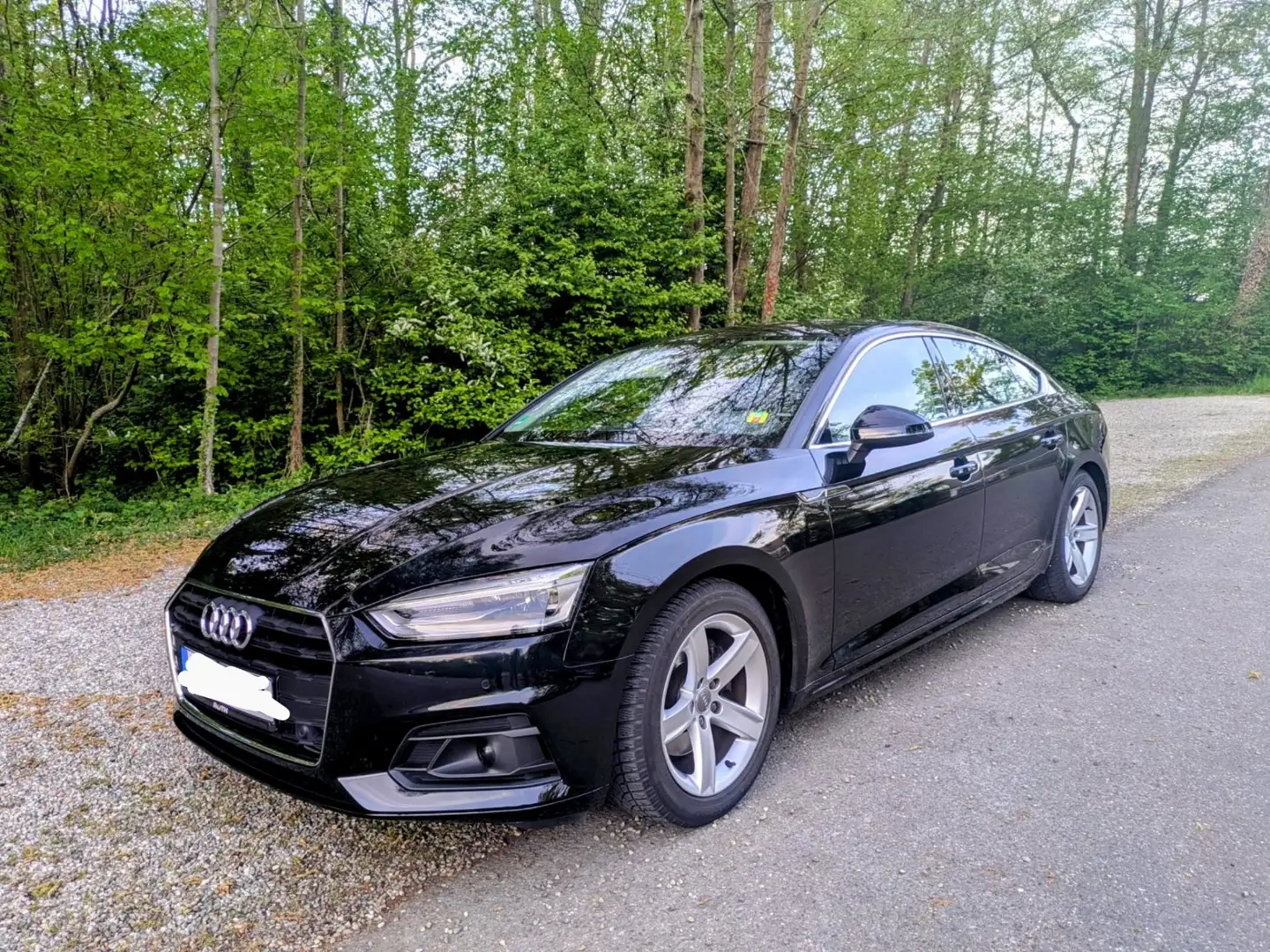 Audi A5 40 TFSI basis Schwarz - 1