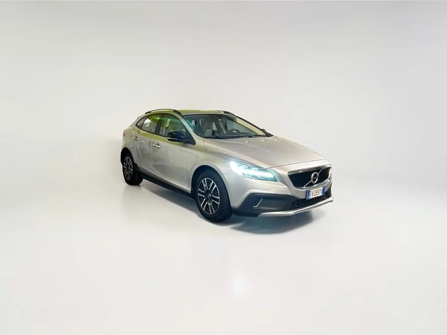 Volvo V40 Cross Country 2.0 D2 Business Plus geartronic my19 - 1