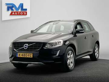 2.0 D3 FWD Momentum Trekhaak Navigatie Zitverhoger