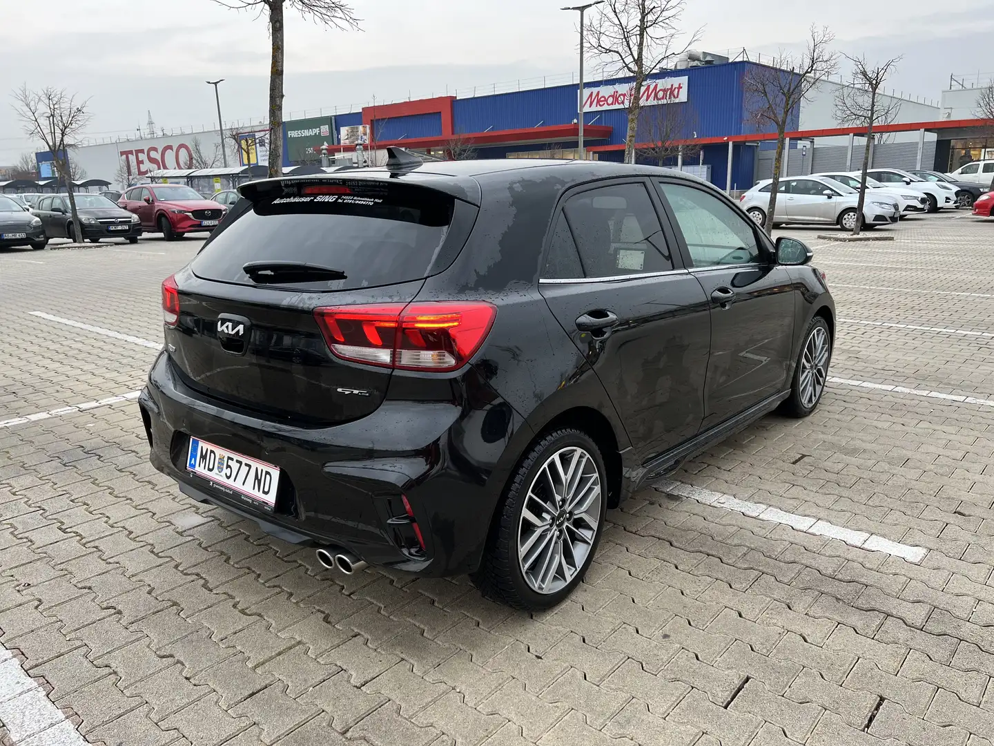 Kia Rio 1.2 4 Zylinder GT-Line Schwarz - 2