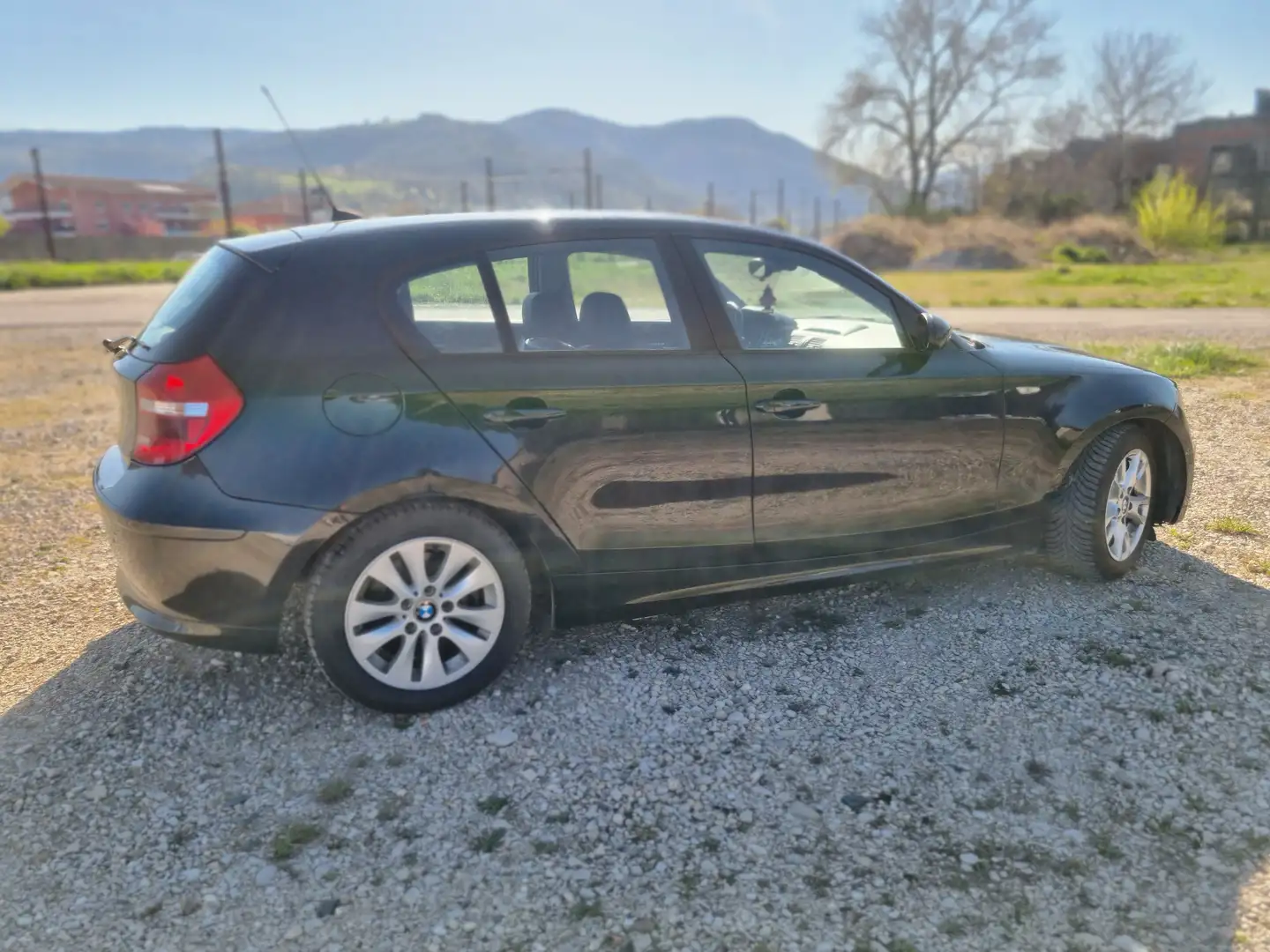 BMW 120 120d 177 ch Luxe Noir - 1