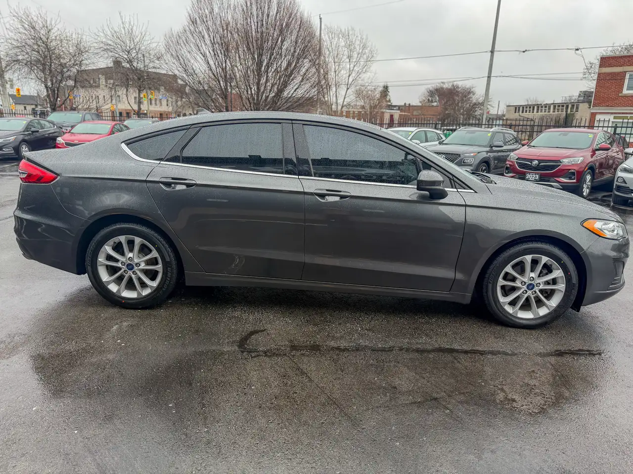 Ford Fusion снимка Ford Fusion