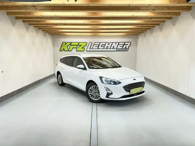 Ford Focus Turnier 1,5 EcoBl. ''Titanium'' R-KAM*NAVI*SHZ