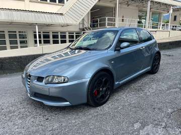 Alfa Romeo 147 3.2 GTA V6 3P