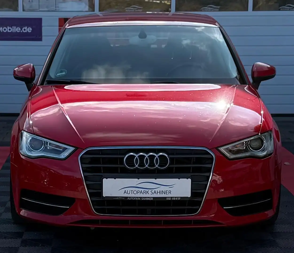 Audi A3 SPORTBACK ATTRACTION TOP!!!! Rot - 2