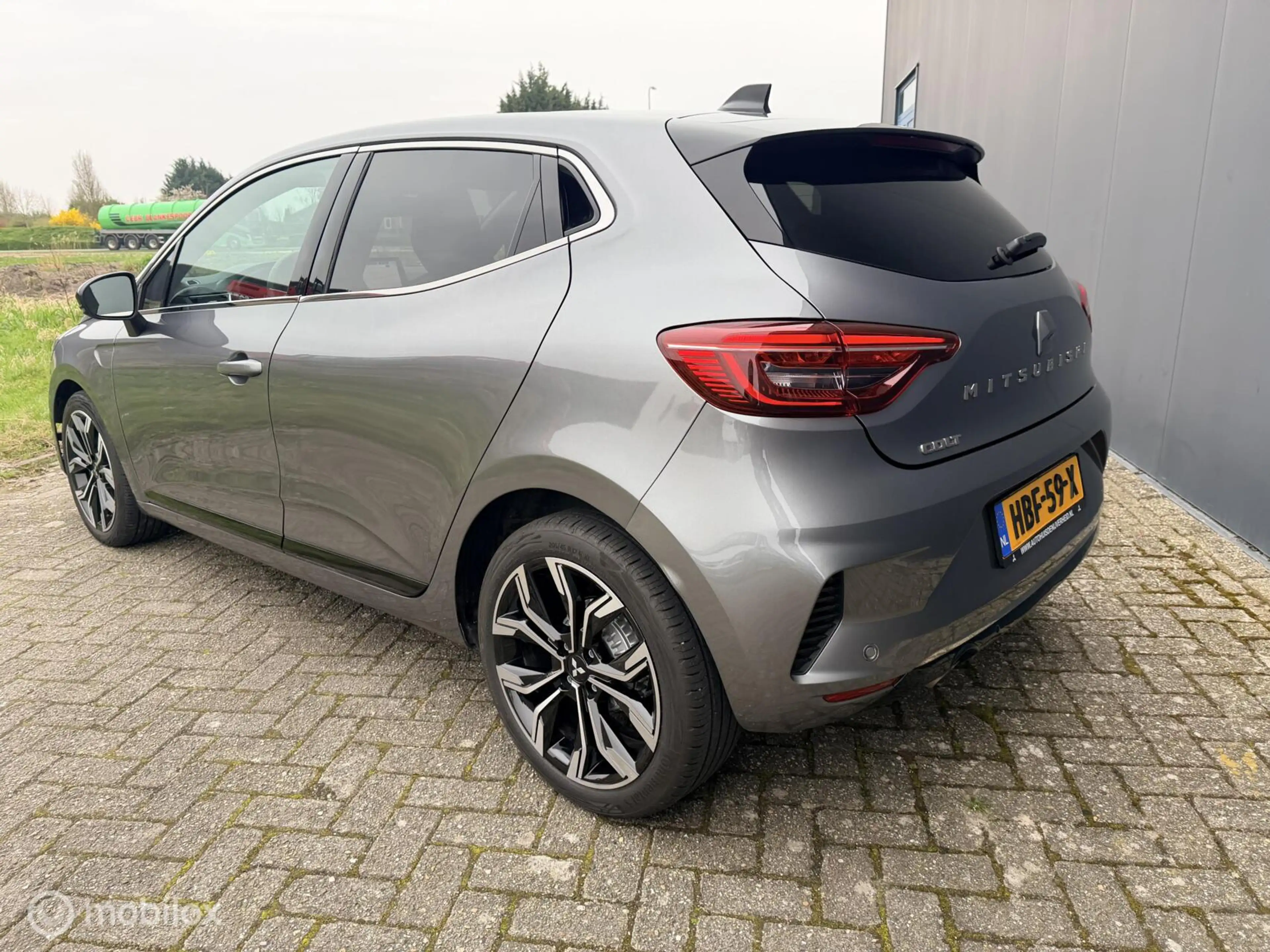 Mitsubishi Colt 1.0T MT Intense+ — photo 3