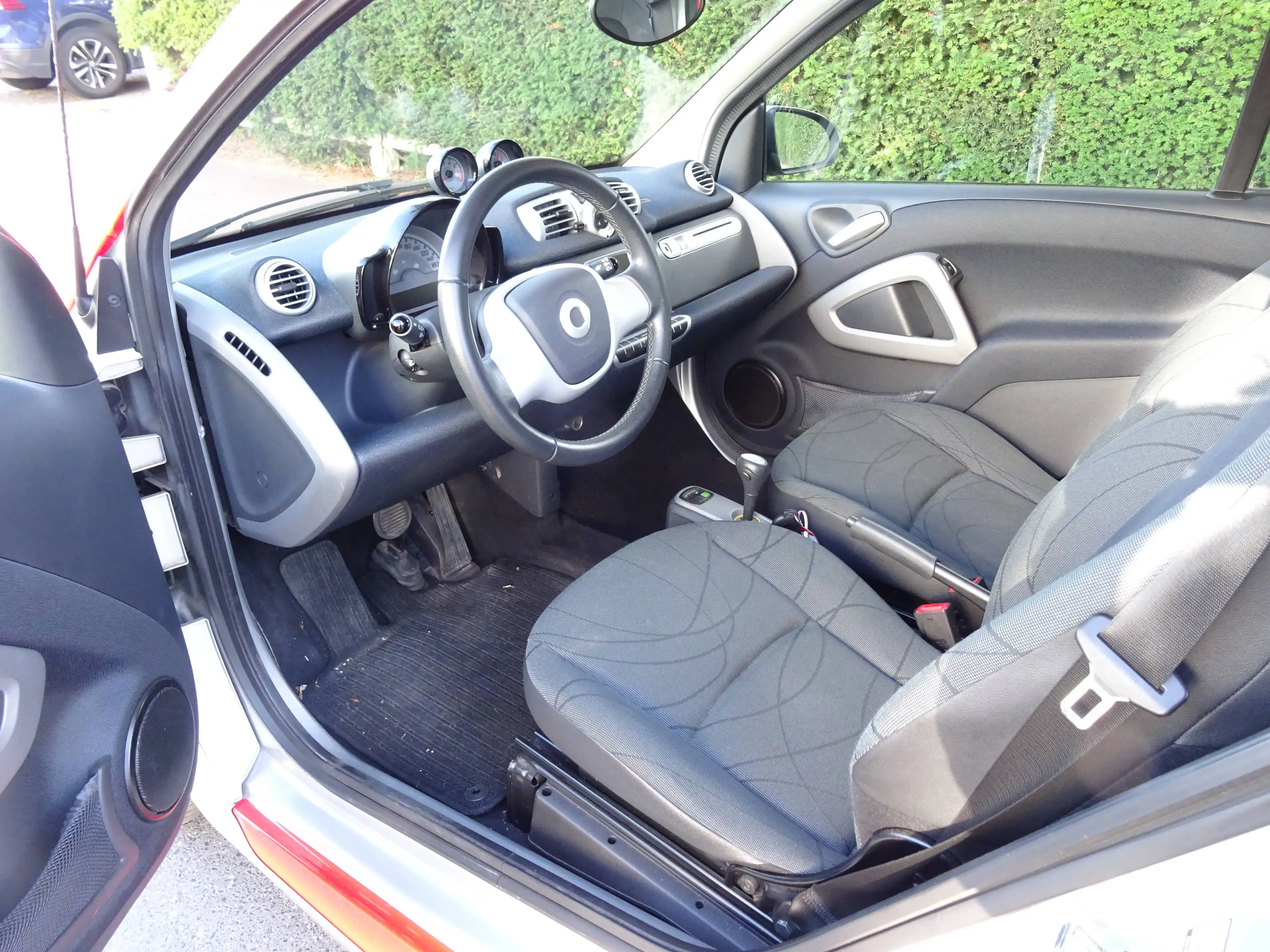 smart forTwo Coupe 1.0i Mhd Passion Softouch — photo 6