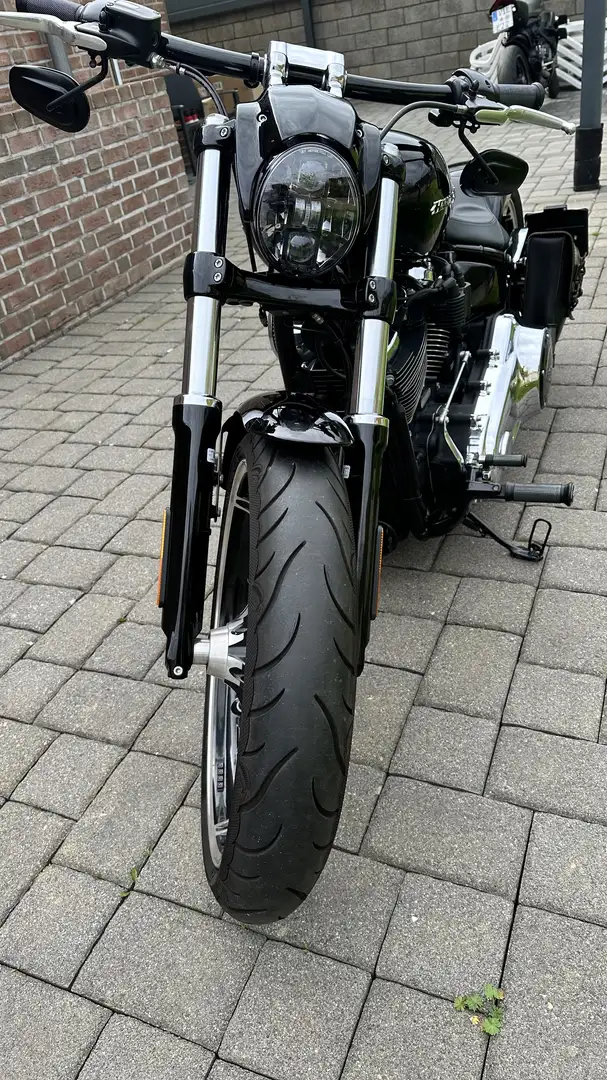 Harley-Davidson Breakout 114 Top Zustand Schwarz - 2