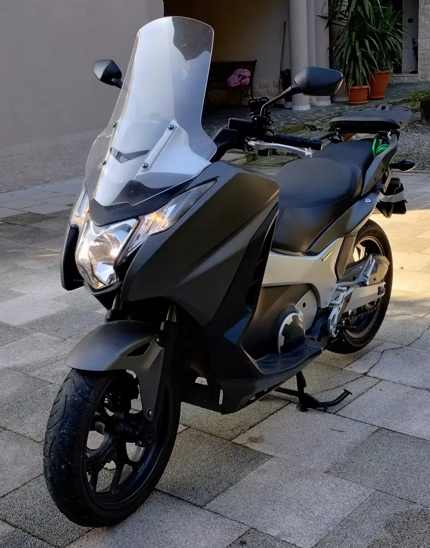 Honda Integra 750 DCT / ABS Grigio - 2