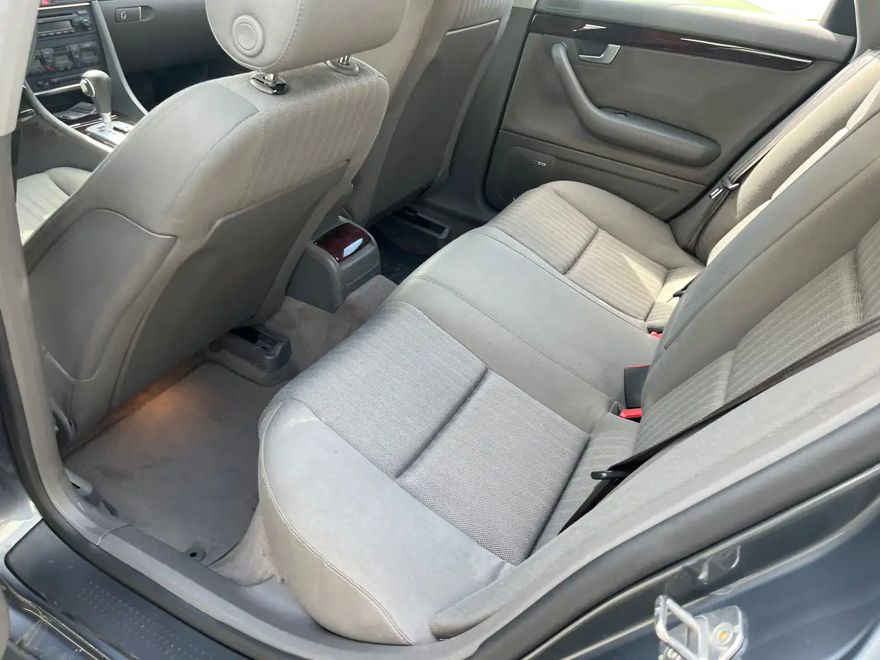 Audi A4 2.0, foto 10