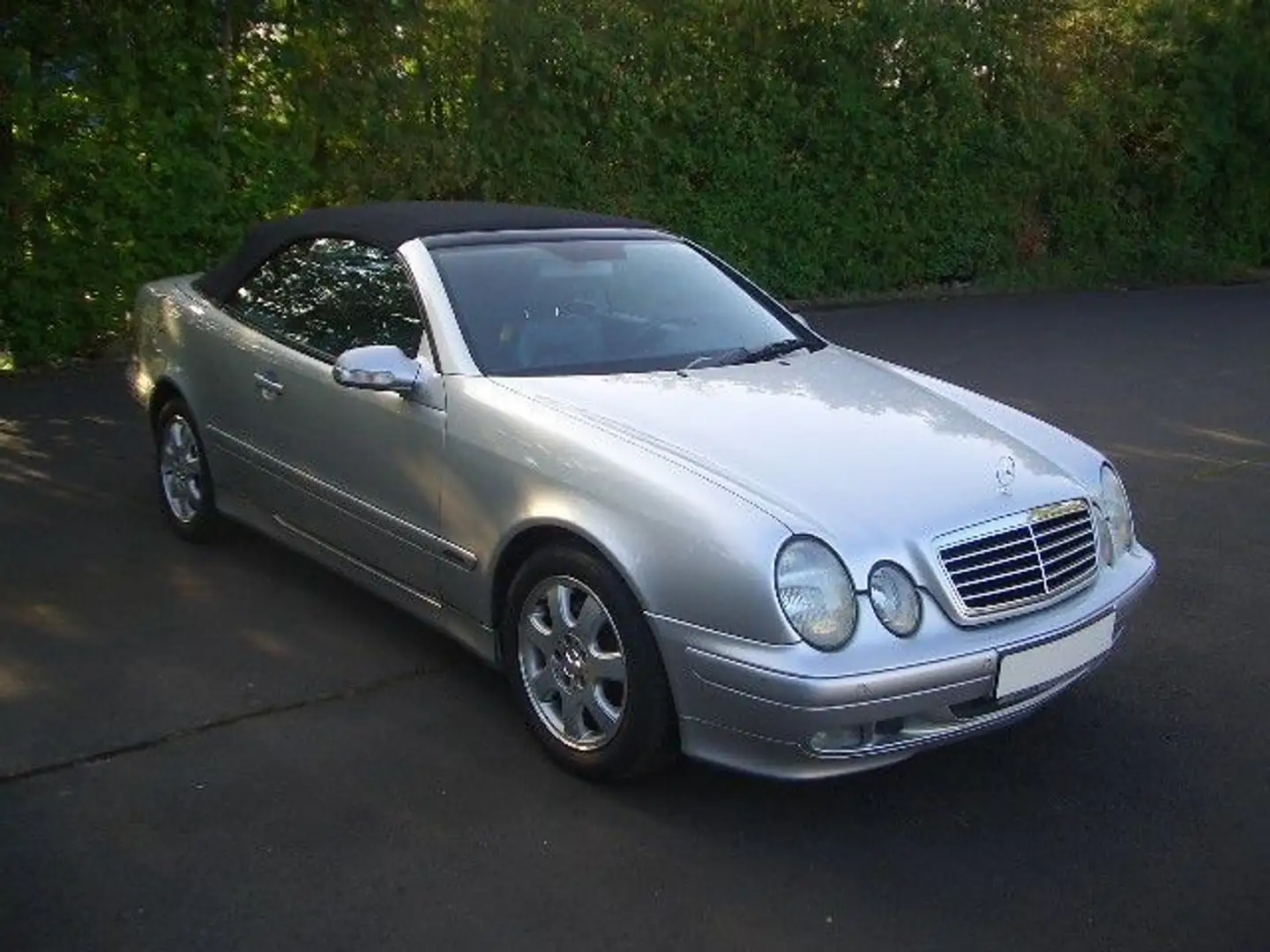 Mercedes-Benz CLK 200 KOMPRESSOR AVANTGARDE Automatik Plateado - 1