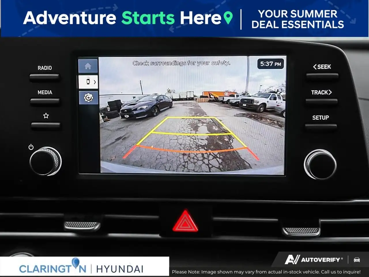 Hyundai ELANTRA photo Hyundai ELANTRA
