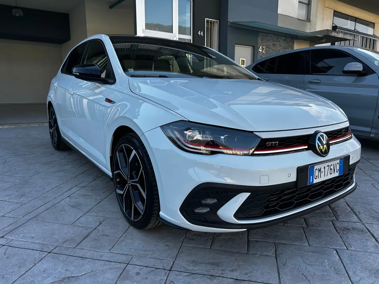 Volkswagen Polo GTI Polo 2.0 tsi dsg SPORT PACK GARANZIA VW 02/27 Bianco - 2