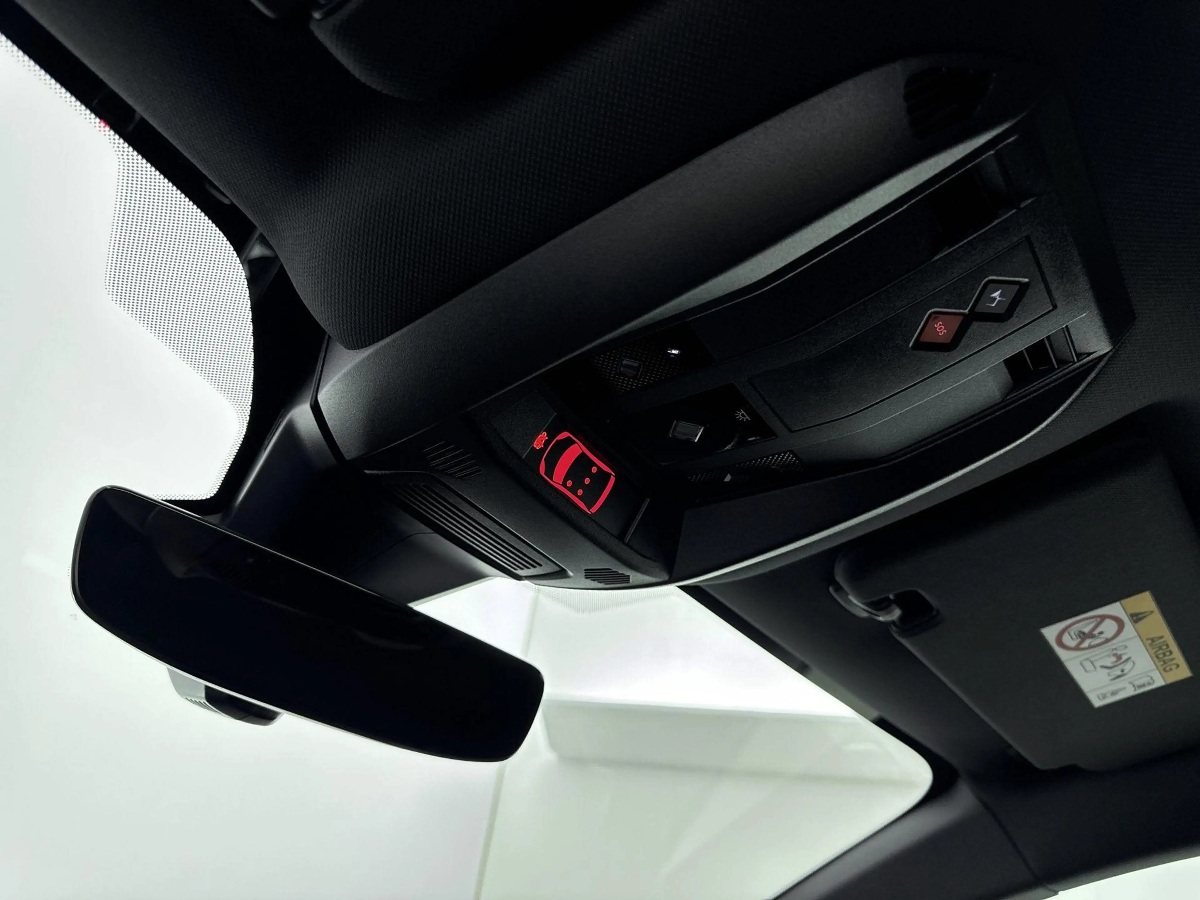 DS Automobiles DS 7 E-Tense 225 Ligne Business | Alcantara | Adaptieve — photo 12